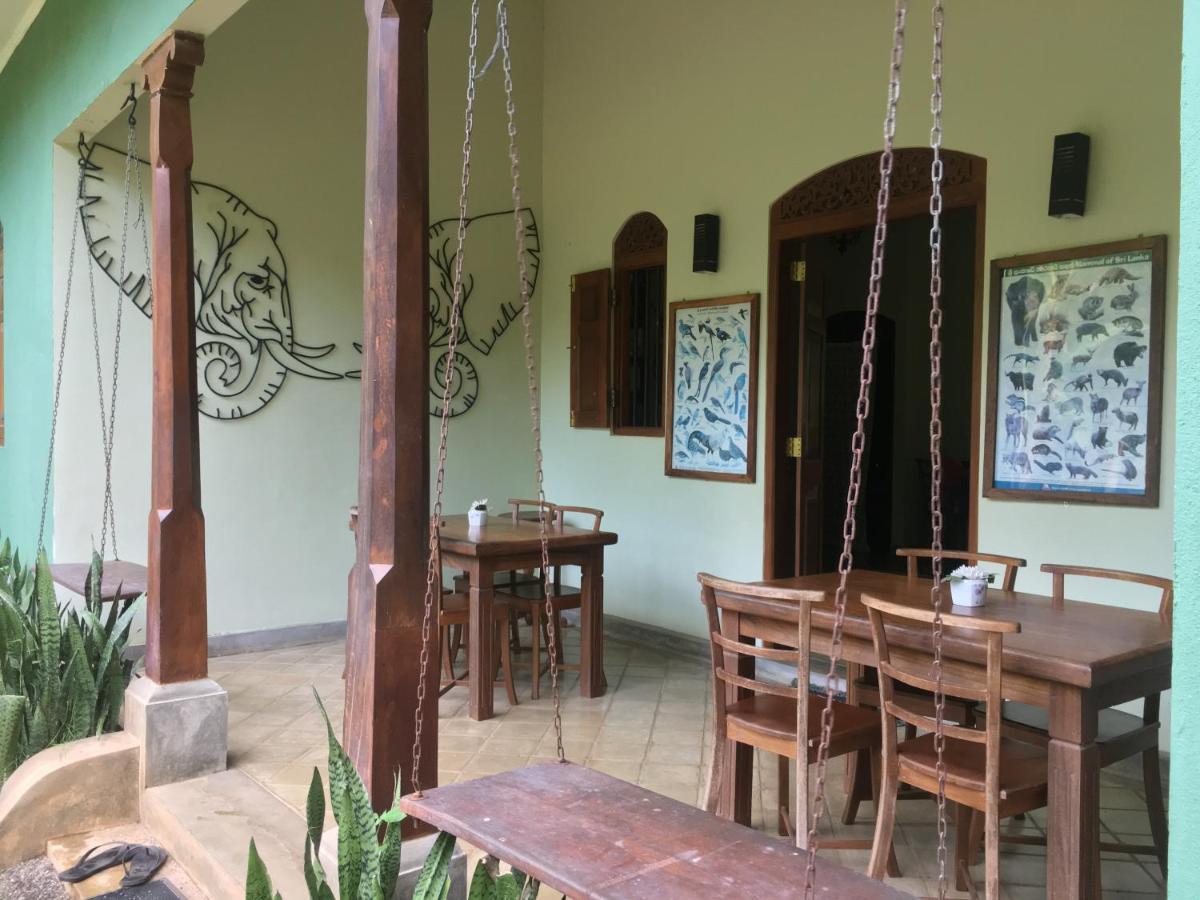 Owls Nest Hotel Udawalawe Ngoại thất bức ảnh